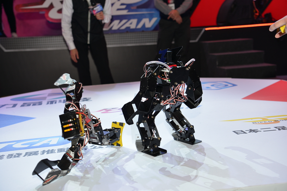 【第一屆ROBO-ONE TAIWAN 二足機器人競技大賽】賽事議程公告！